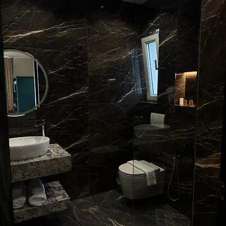 Lamer 3* Durrës
