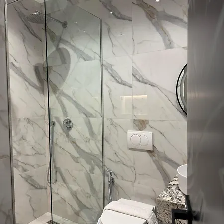 Lamer 3* Durrës